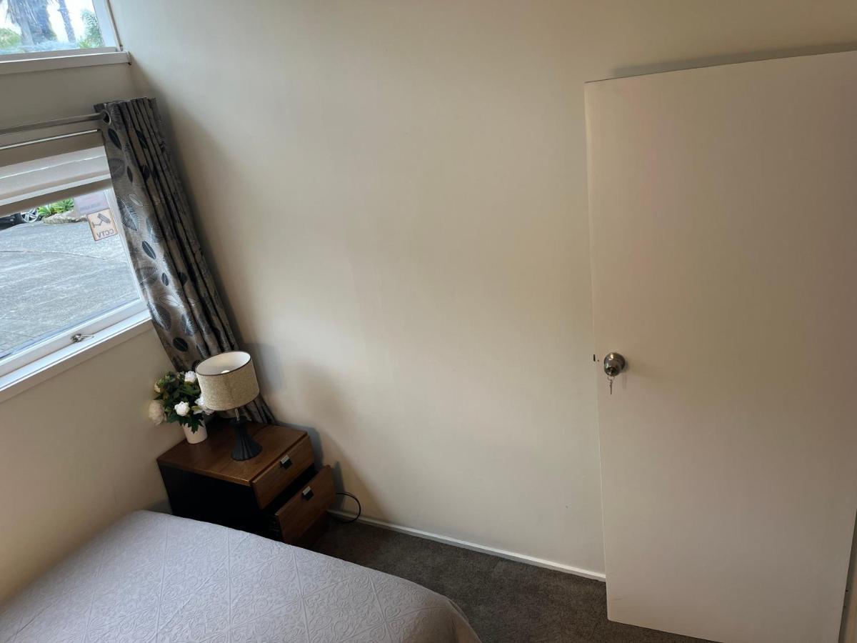 Hillcrest Homestay, Northshore, Auckland Buitenkant foto